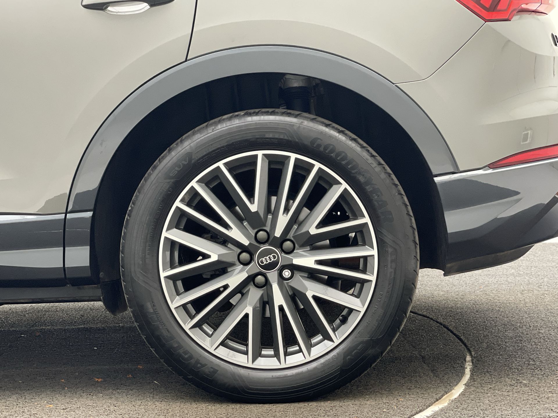 Audi-Q3-Q3 Black S Line 1.4 TFSI S-tronic