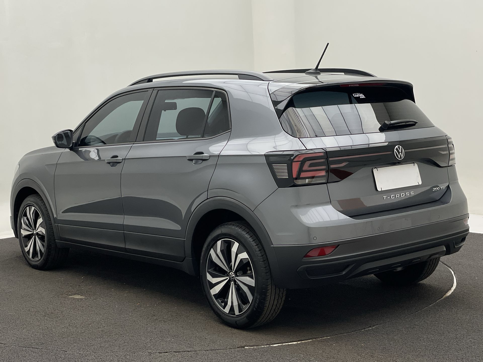 VW - Volkswagen-T-Cross-T-Cross 200 TSI 1.0  Flex 12V 5p Aut.