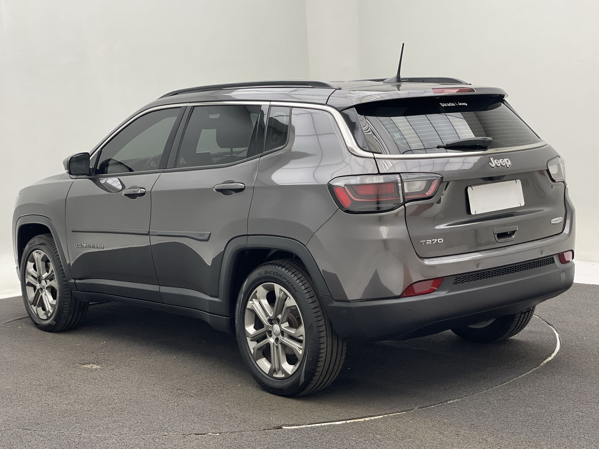 COMPASS LONG. T270 1.3 TB 4x2 Flex Aut.