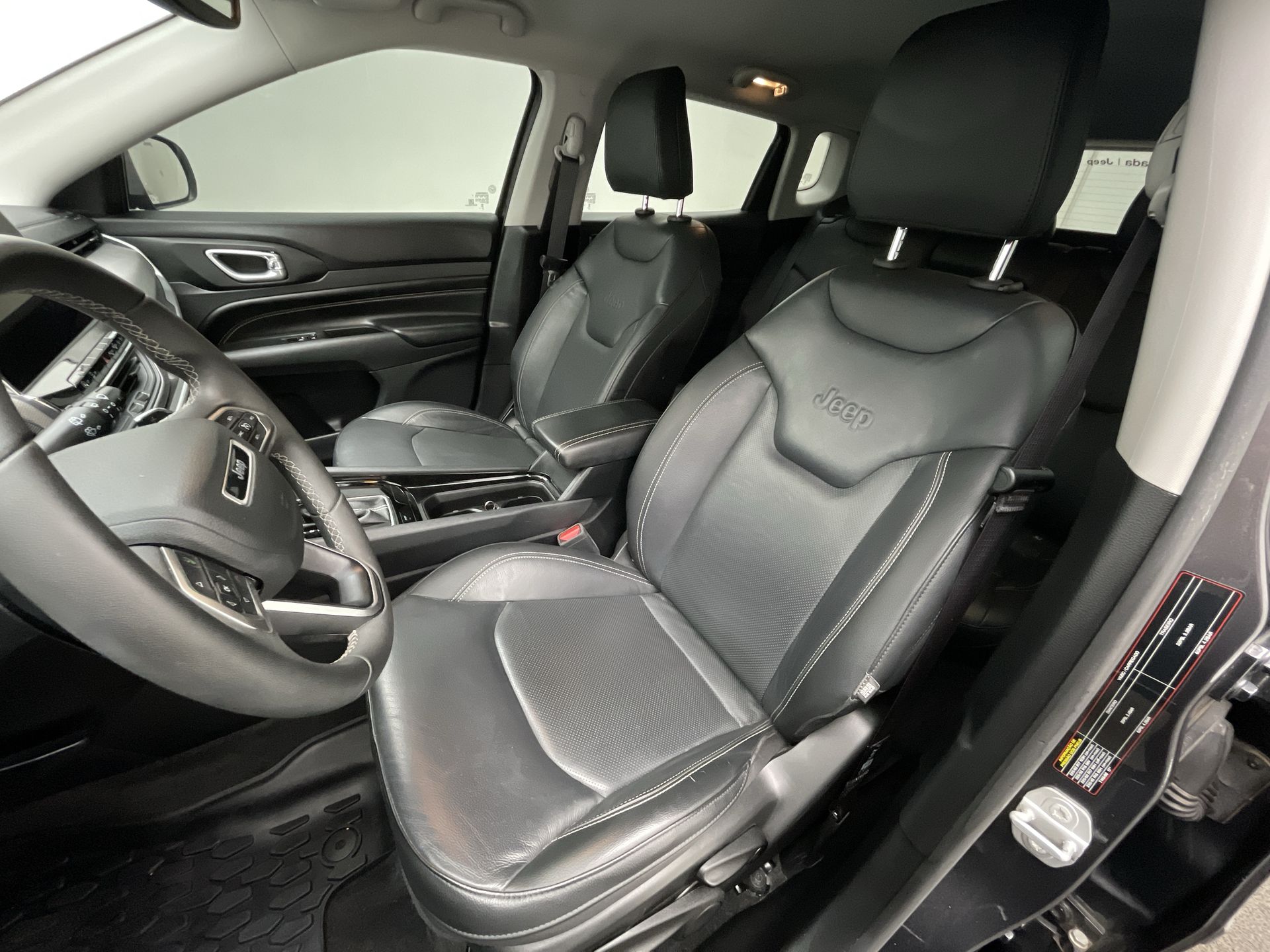 COMPASS LONG. T270 1.3 TB 4x2 Flex Aut.