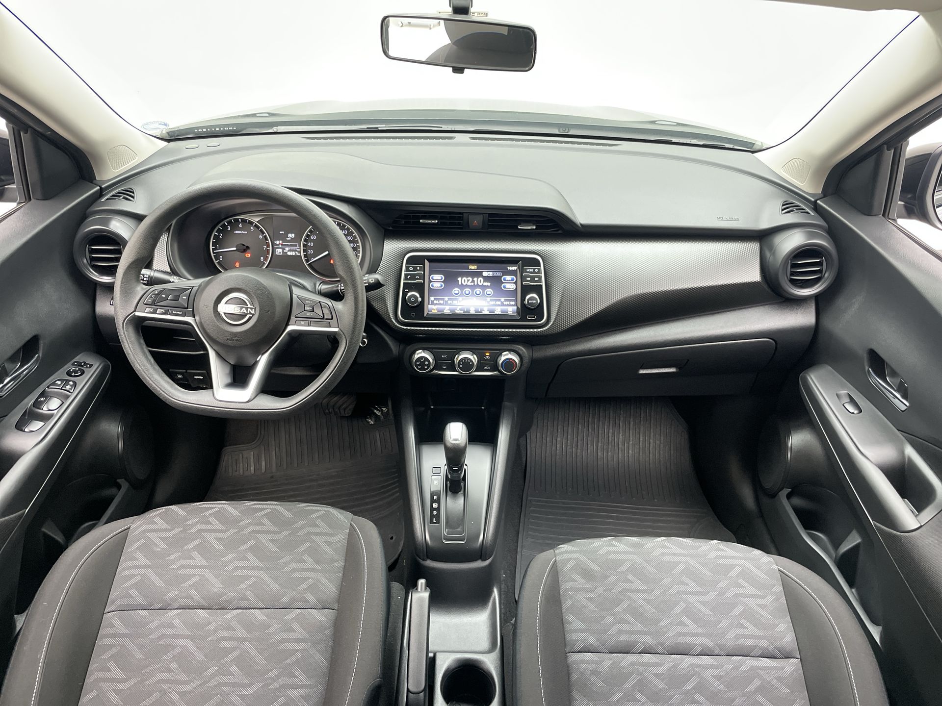 KICKS Sense 1.6 16V Flex Aut.