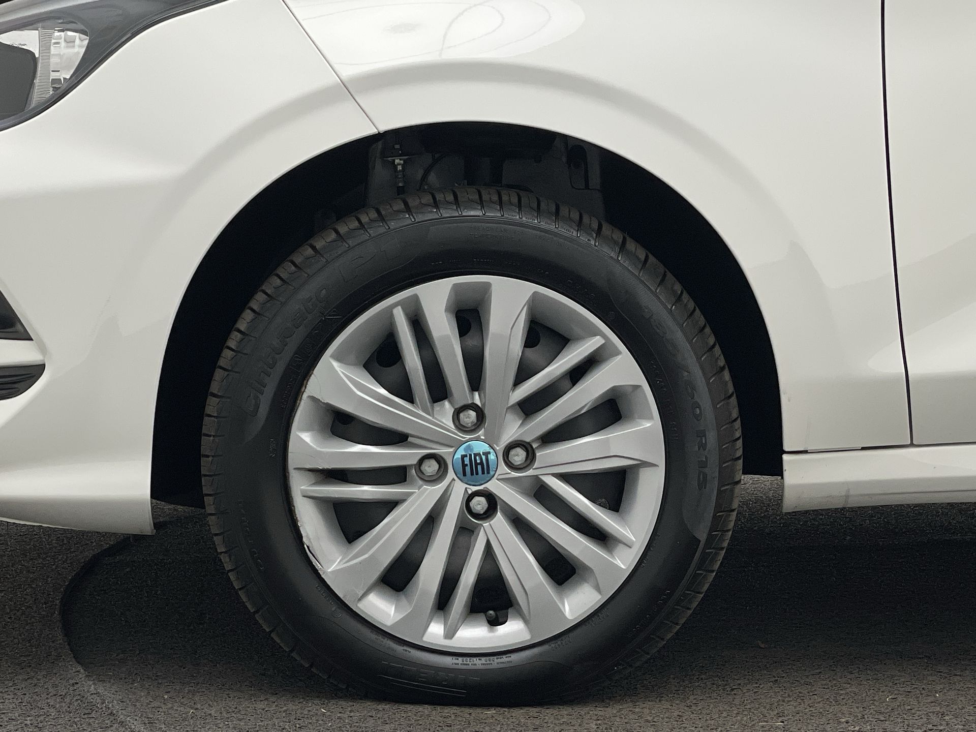 CRONOS DRIVE 1.3 8V Flex Aut.