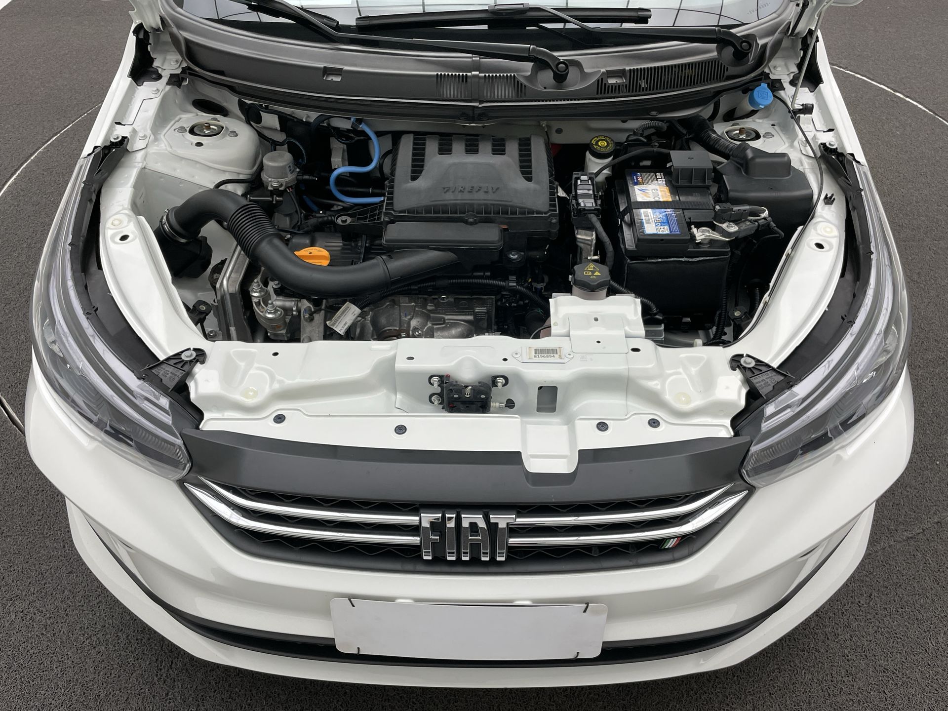 CRONOS DRIVE 1.3 8V Flex Aut.