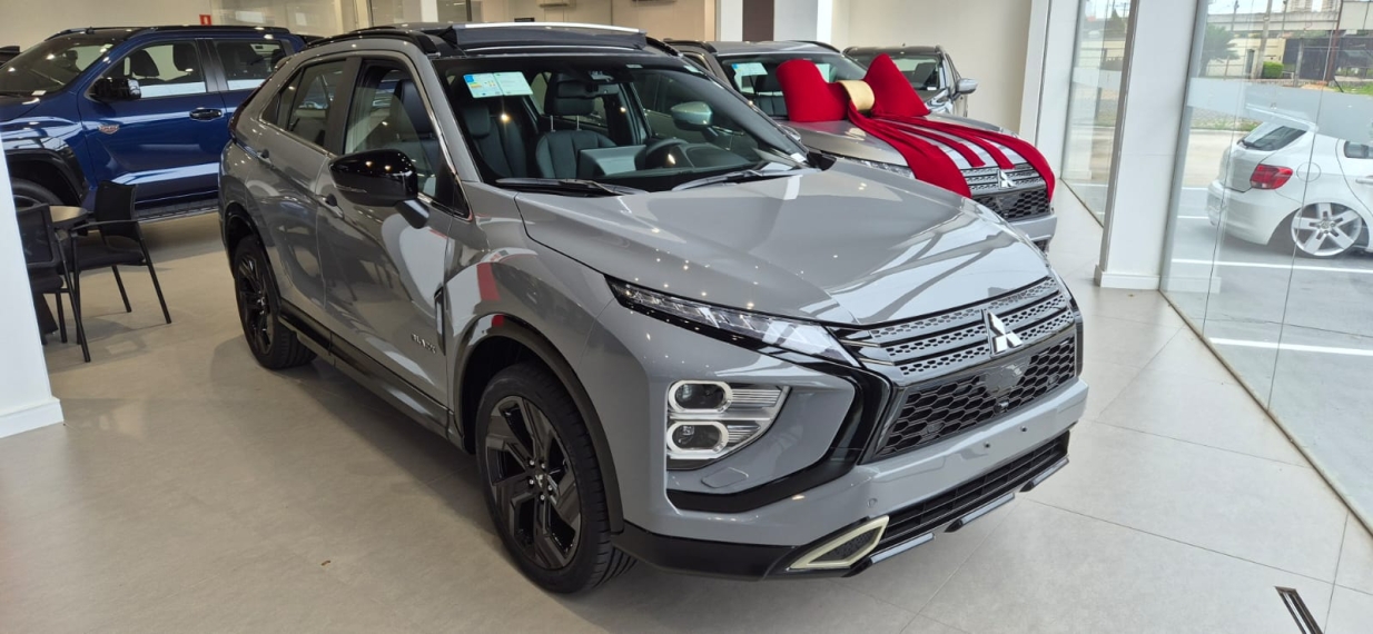 Mitsubishi-ECLIPSE CROSS-1.5 MIVEC TURBO GASOLINA HPE-S BLACK S-AWC CVT