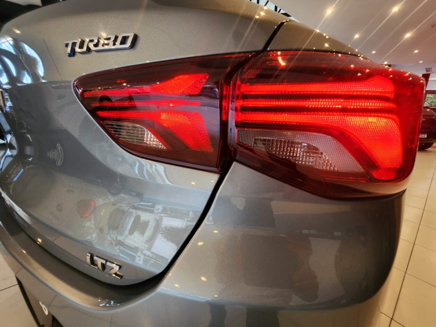 GM - Chevrolet-ONIX-1.0 TURBO FLEX PLUS LTZ AUTOMÁTICO