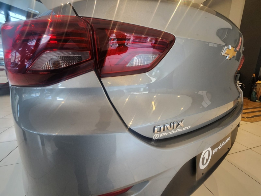 GM - Chevrolet-ONIX-1.0 TURBO FLEX PLUS LTZ AUTOMÁTICO