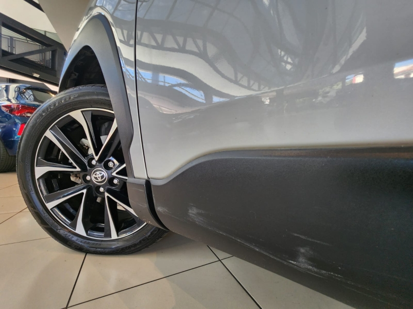 Toyota-COROLLA CROSS-1.8 VVT-I HYBRID FLEX XRX CVT