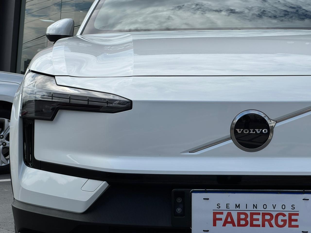 Volvo-EX30-EX30 E60 Core (Elétrico)