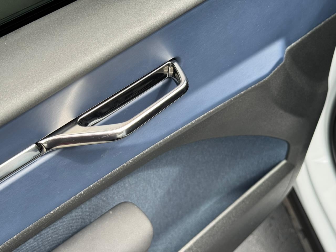 Volvo-EX30-EX30 E60 Core (Elétrico)