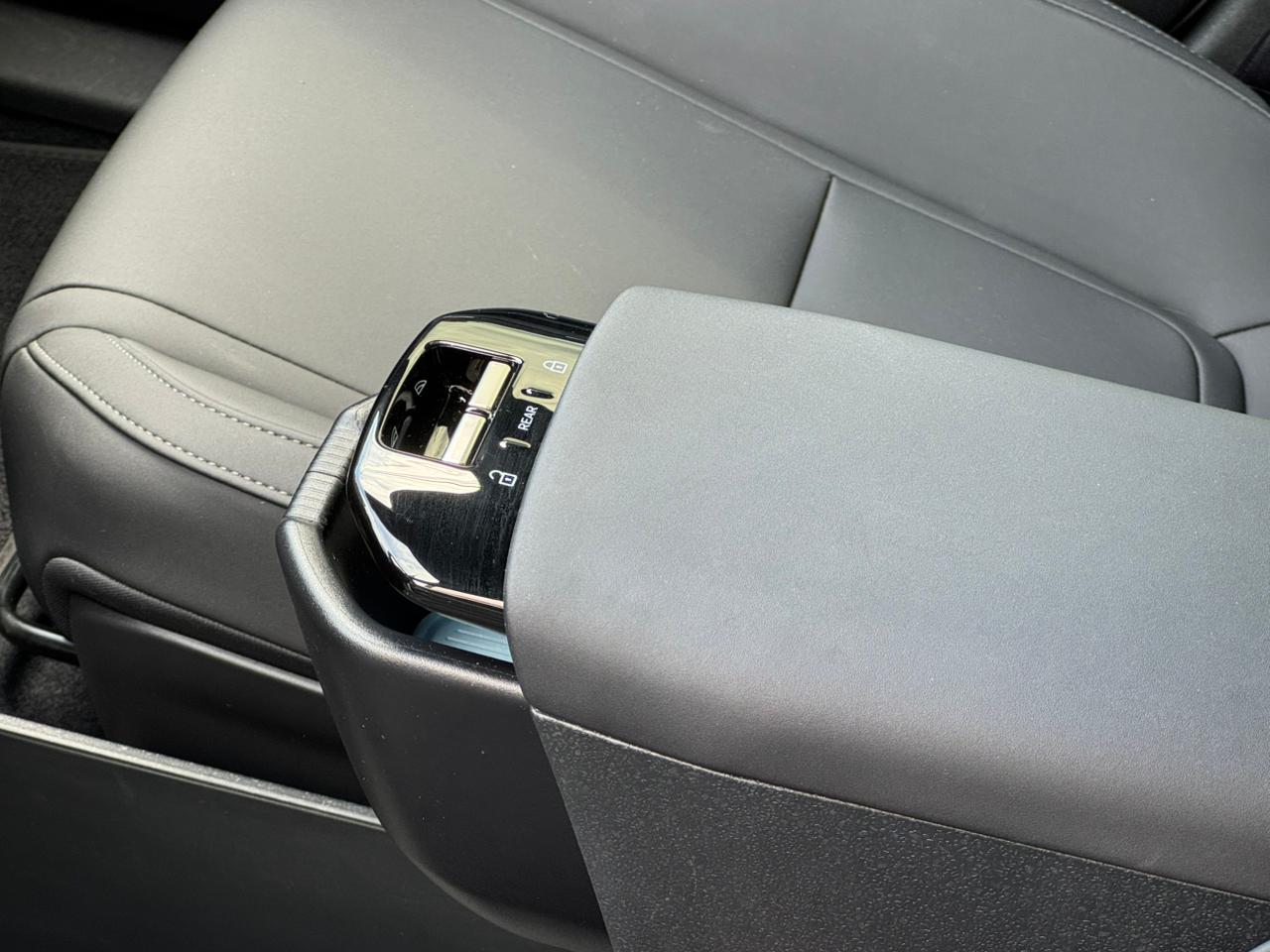 Volvo-EX30-EX30 E60 Core (Elétrico)