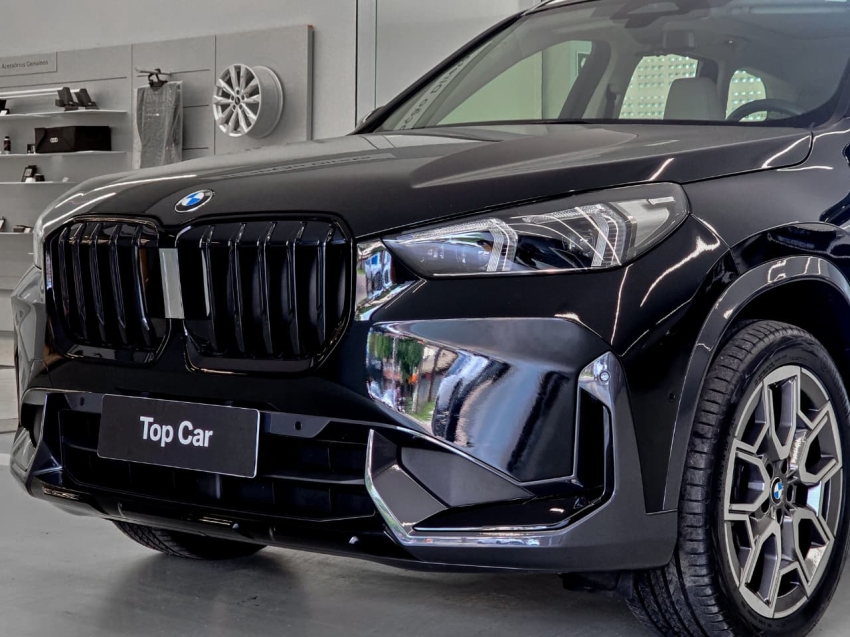 BMW-X1-2.0 16V TURBO GASOLINA SDRIVE20I X-LINE STEPTRONIC