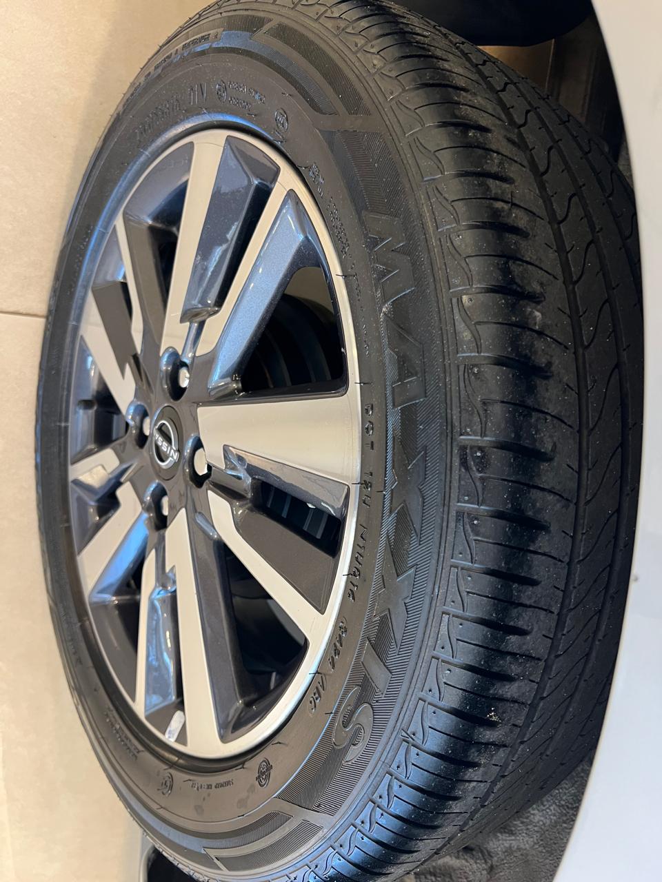 Nissan-VERSA-VERSA Advance 1.6 16V Flex Aut.