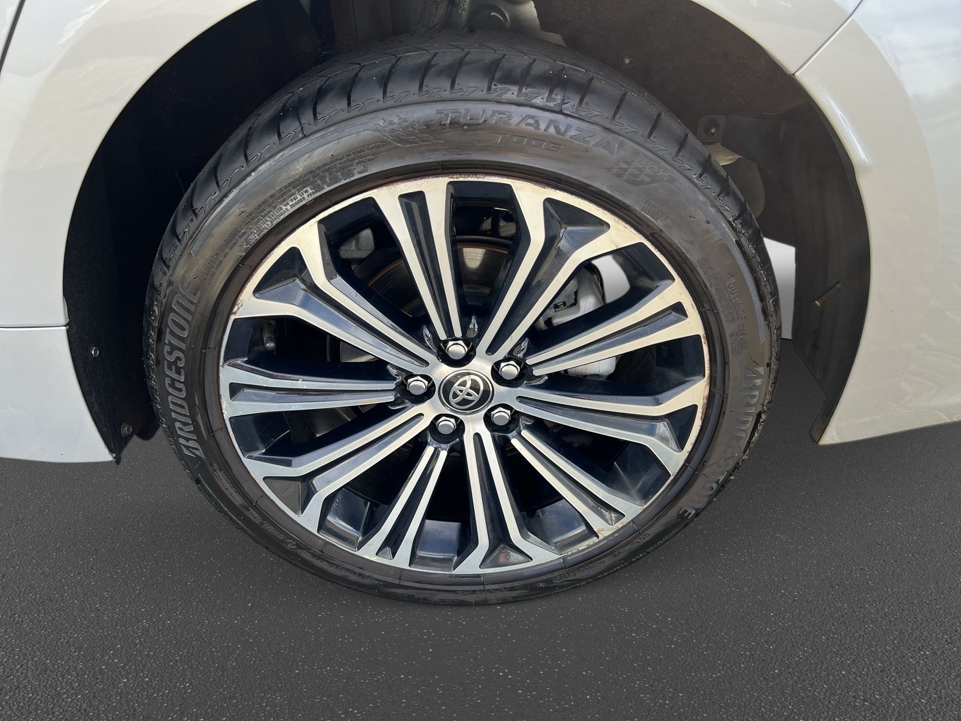 Toyota-COROLLA-Corolla Altis Prem. 1.8 Aut. (Híbrido)