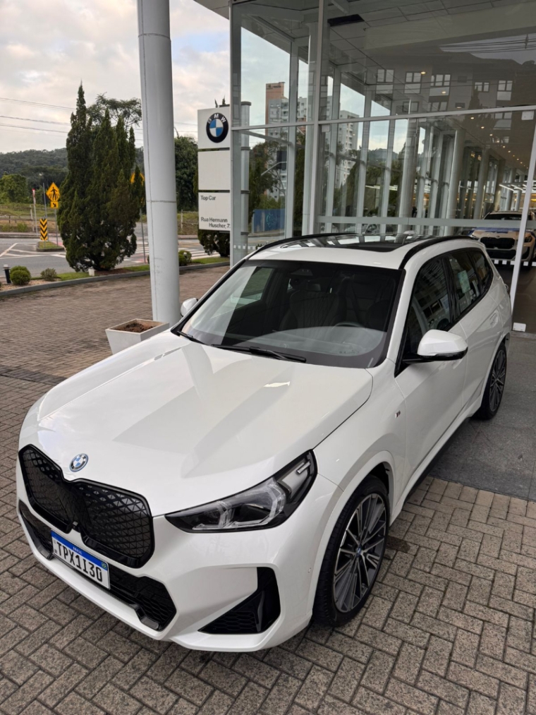 BMW-iX1-ELÉTRICO XDRIVE30 M SPORT