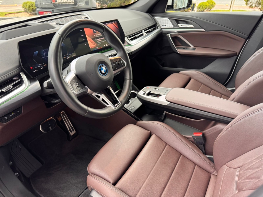 BMW-iX1-ELÉTRICO XDRIVE30 M SPORT