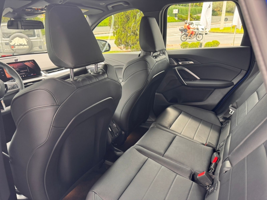 BMW-iX1-ELÉTRICO XDRIVE30 M SPORT