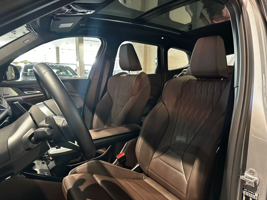 BMW-iX1-ELÉTRICO XDRIVE30 M SPORT