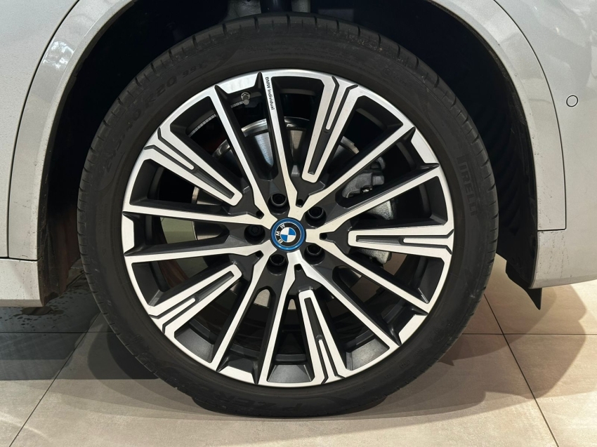 BMW-iX1-ELÉTRICO XDRIVE30 M SPORT