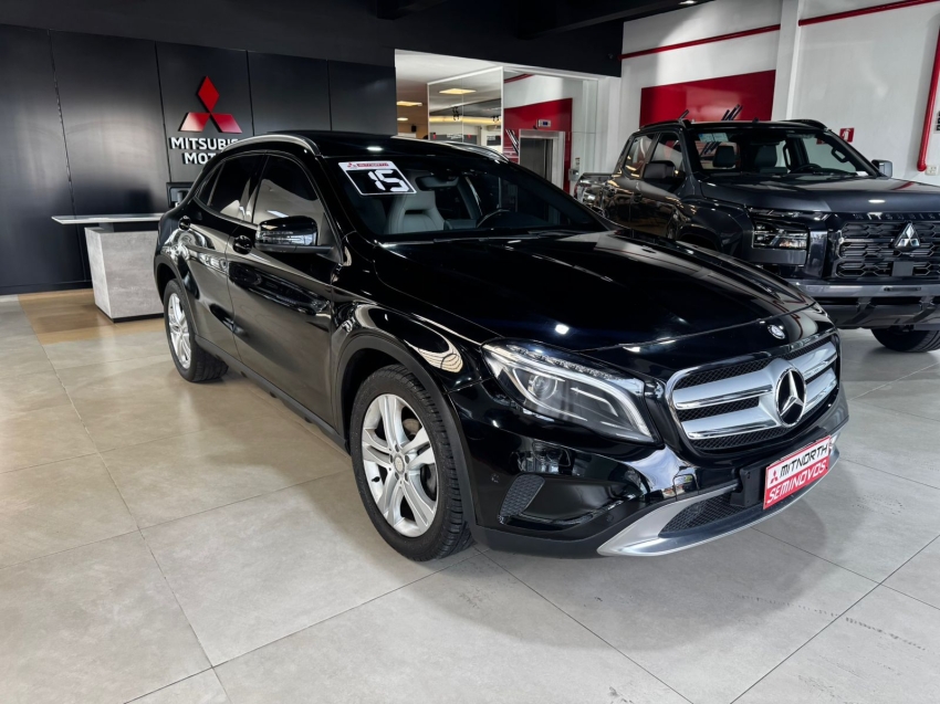 MERCEDES BENZ-GLA 200-1.6 CGI VISION 16V TURBO FLEX 4P AUTOMÁTICO