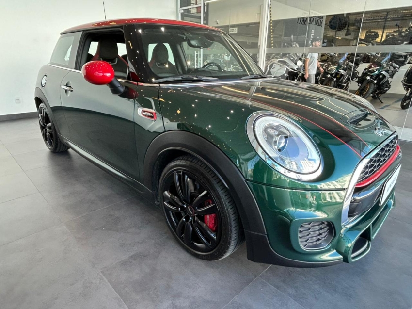 MINI-COOPER-2.0 JOHN COOPER WORKS 16V TURBO GASOLINA 2P AUTOMATICO