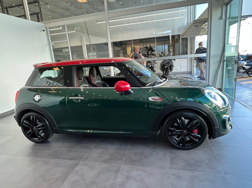 MINI-COOPER-2.0 JOHN COOPER WORKS 16V TURBO GASOLINA 2P AUTOMATICO