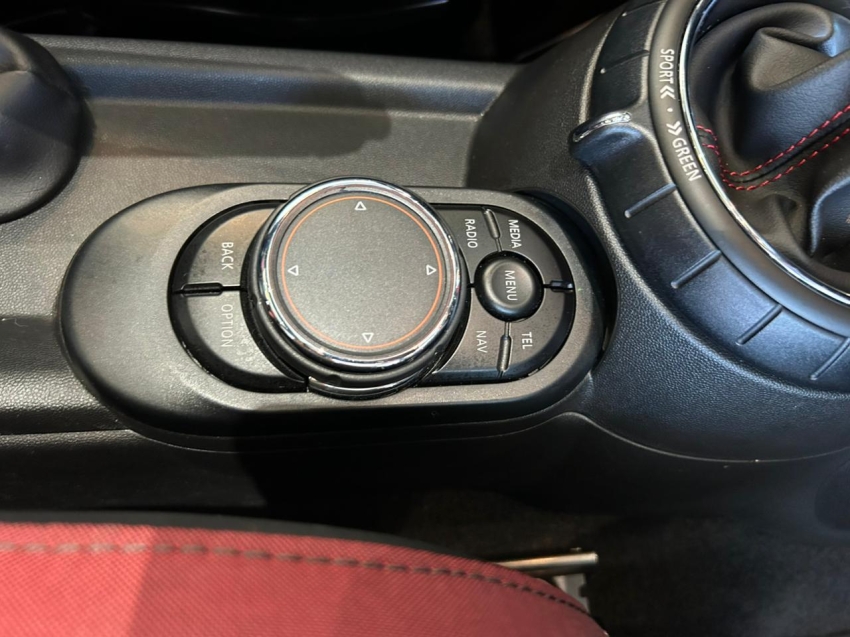 MINI-COOPER-2.0 JOHN COOPER WORKS 16V TURBO GASOLINA 2P AUTOMATICO