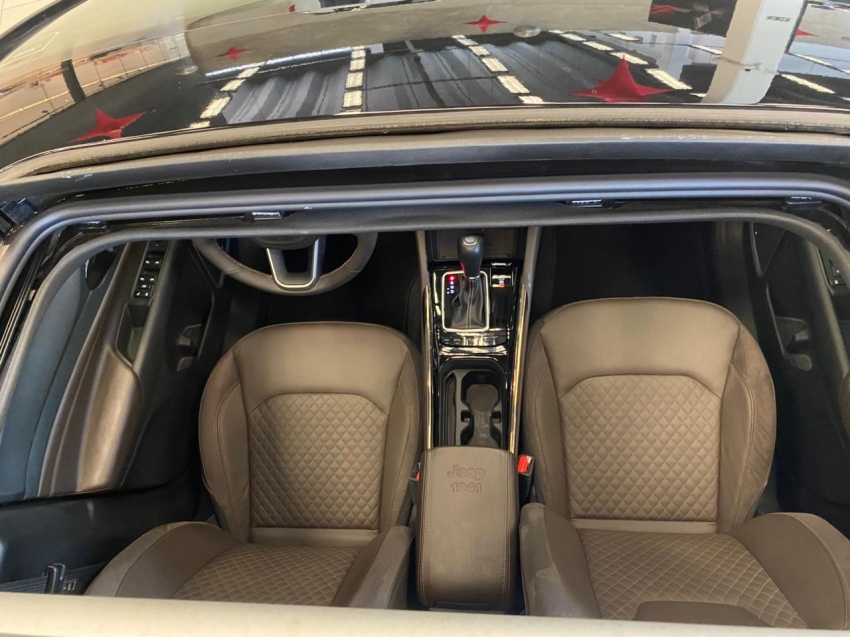 Jeep-COMMANDER-1.3 T270 TURBO FLEX OVERLAND AT6