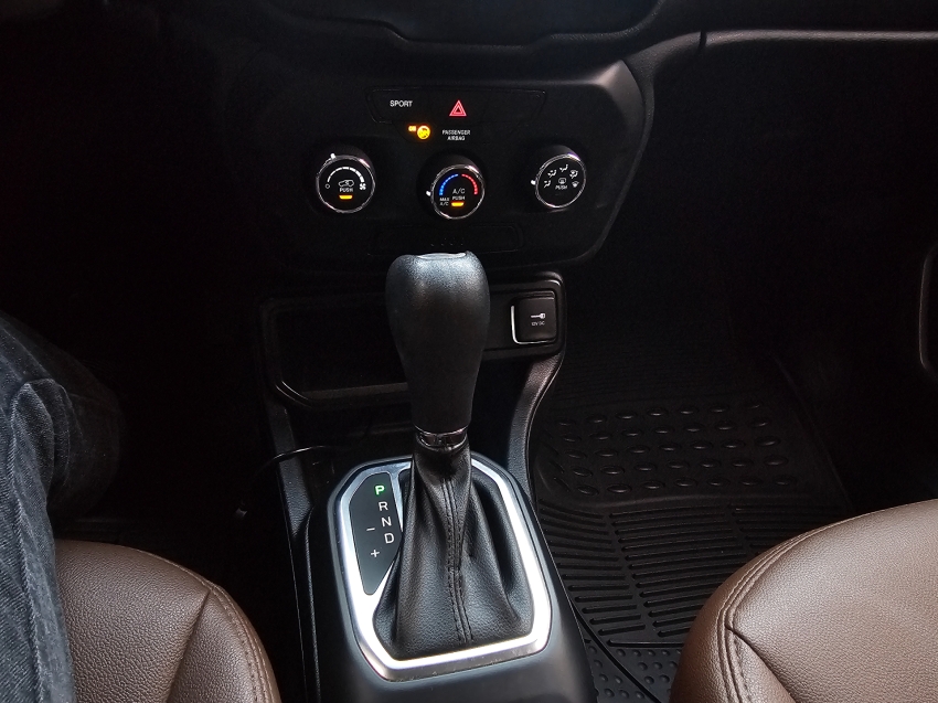Jeep-RENEGADE-1.8 16V FLEX 4P AUTOMÁTICO