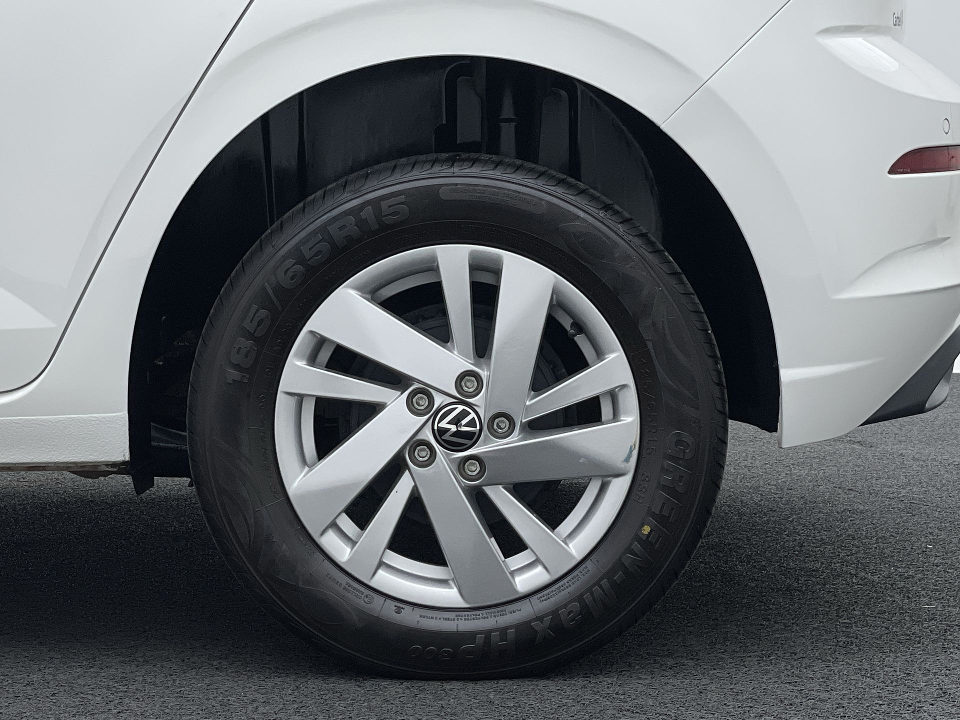 VW - Volkswagen-Polo-Polo 1.0 TSI Flex 12V 5p