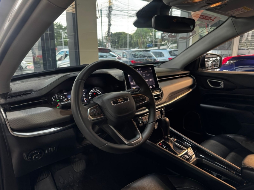 Jeep-COMPASS-1.3 T270 TURBO FLEX LONGITUDE AT6