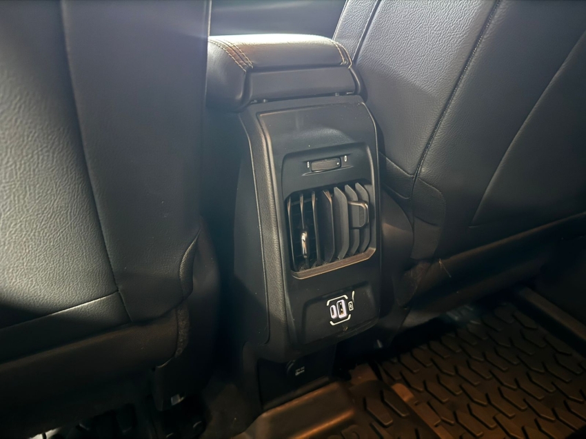 Jeep-COMPASS-1.3 T270 TURBO FLEX LONGITUDE AT6