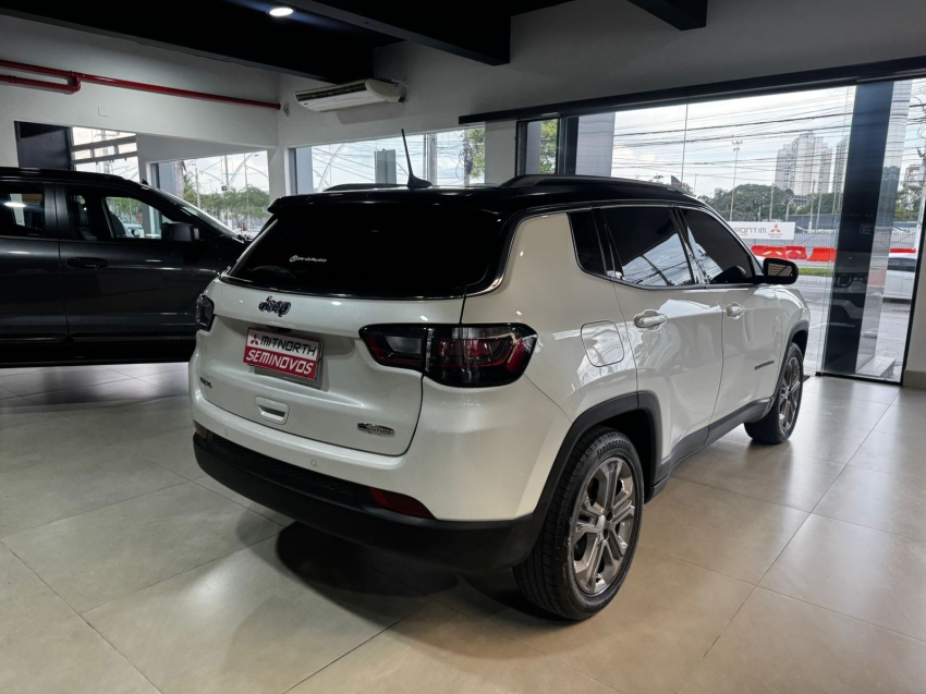 Jeep-COMPASS-1.3 T270 TURBO FLEX LONGITUDE AT6