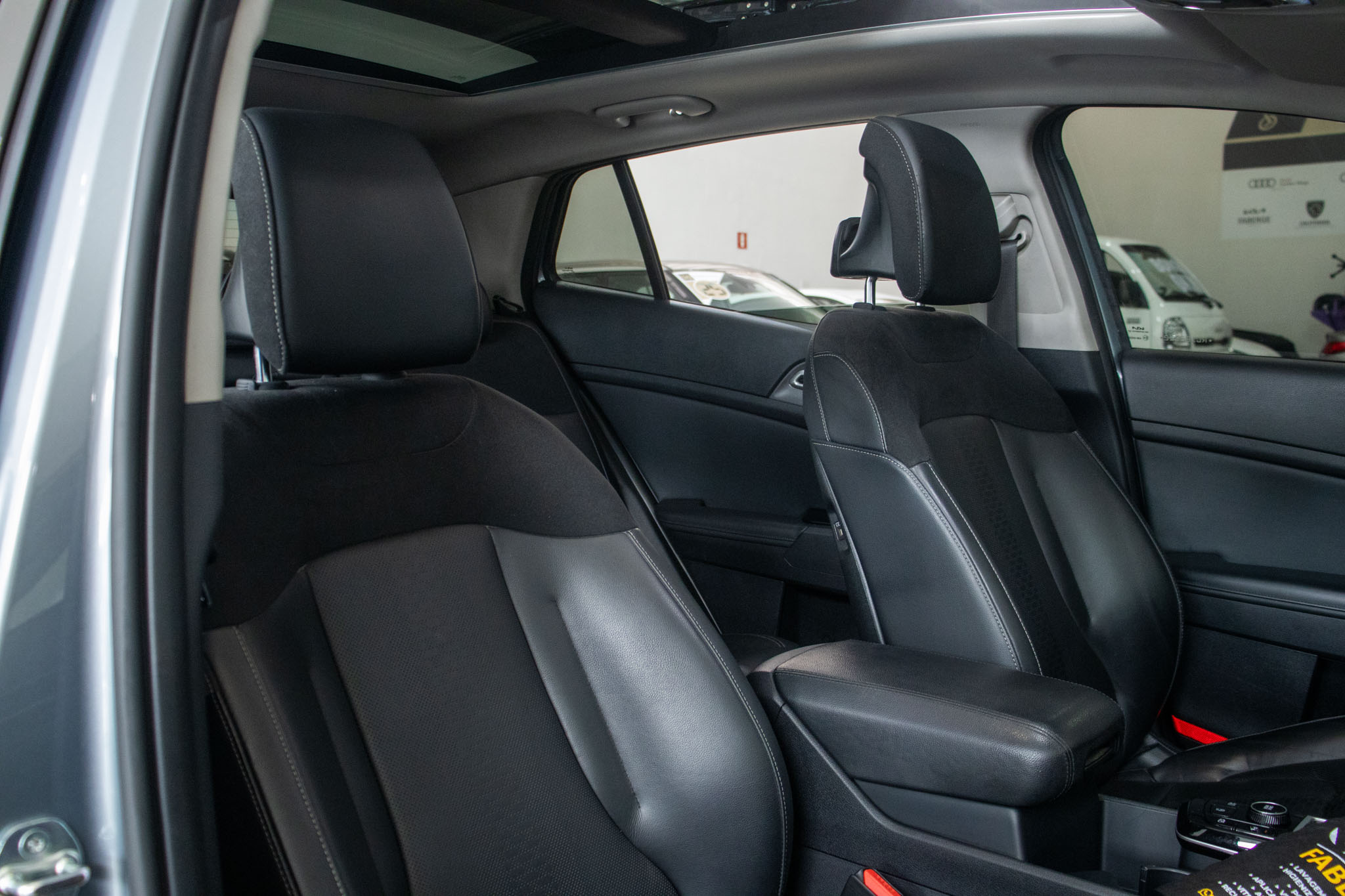 Kia Motors-SPORTAGE-Sportage EX Prestige 1.6 T-GDI (Híbrido)
