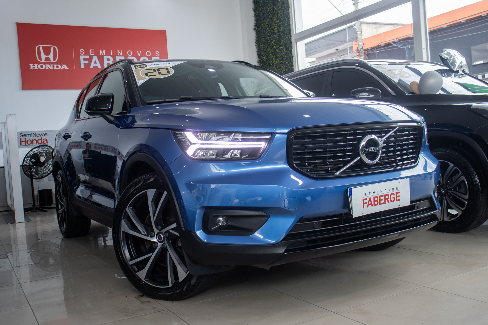 XC 40 T-5 R-DESIGN 1.5 FWD (Híbrido)