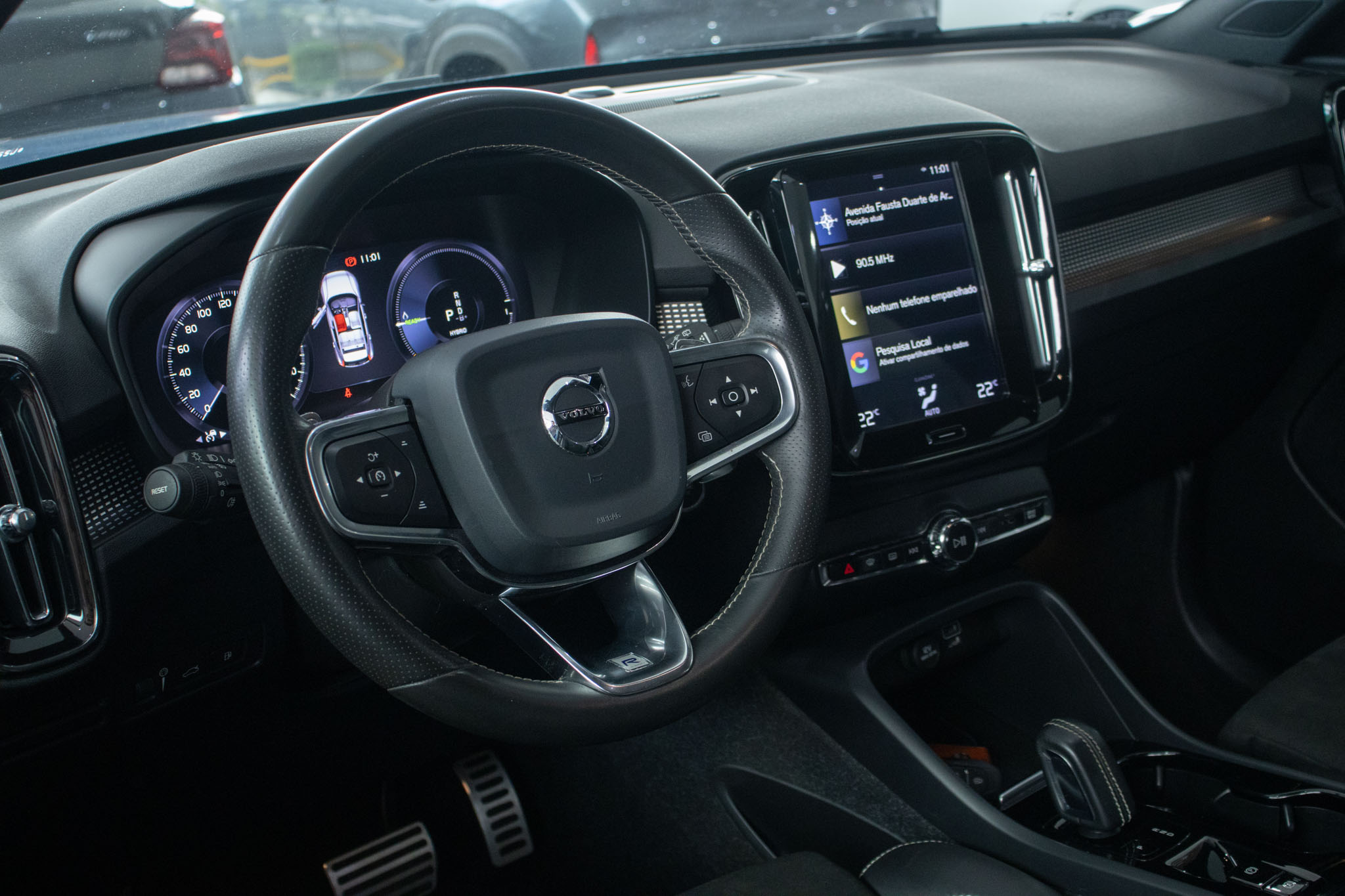 Volvo-XC 40-XC 40 T-5 R-DESIGN 1.5 FWD (Híbrido)