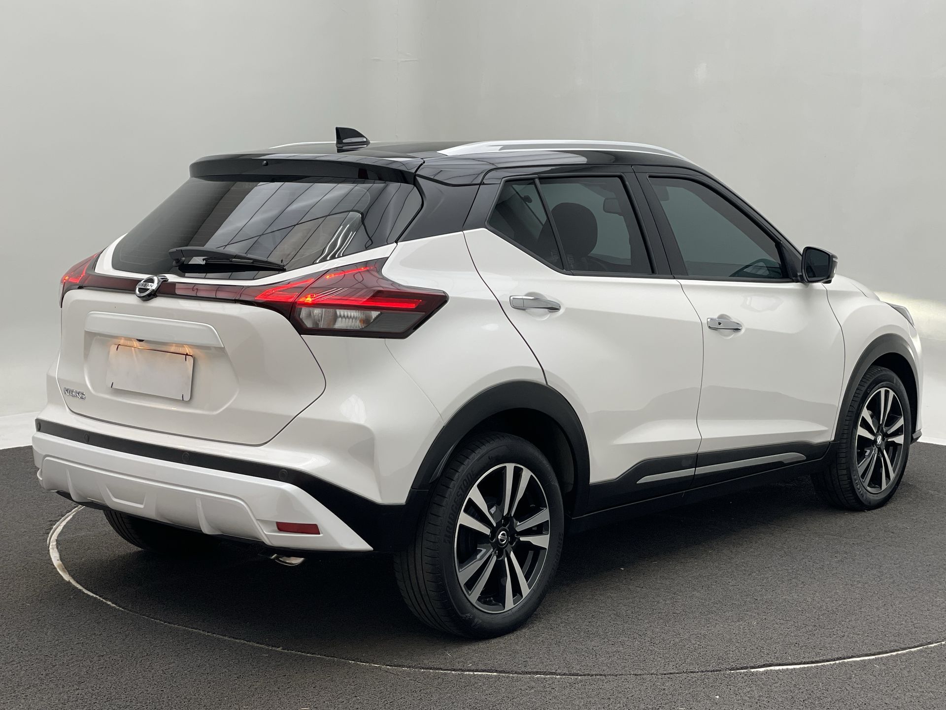 KICKS Exclusive 1.6 16V Flex Aut.