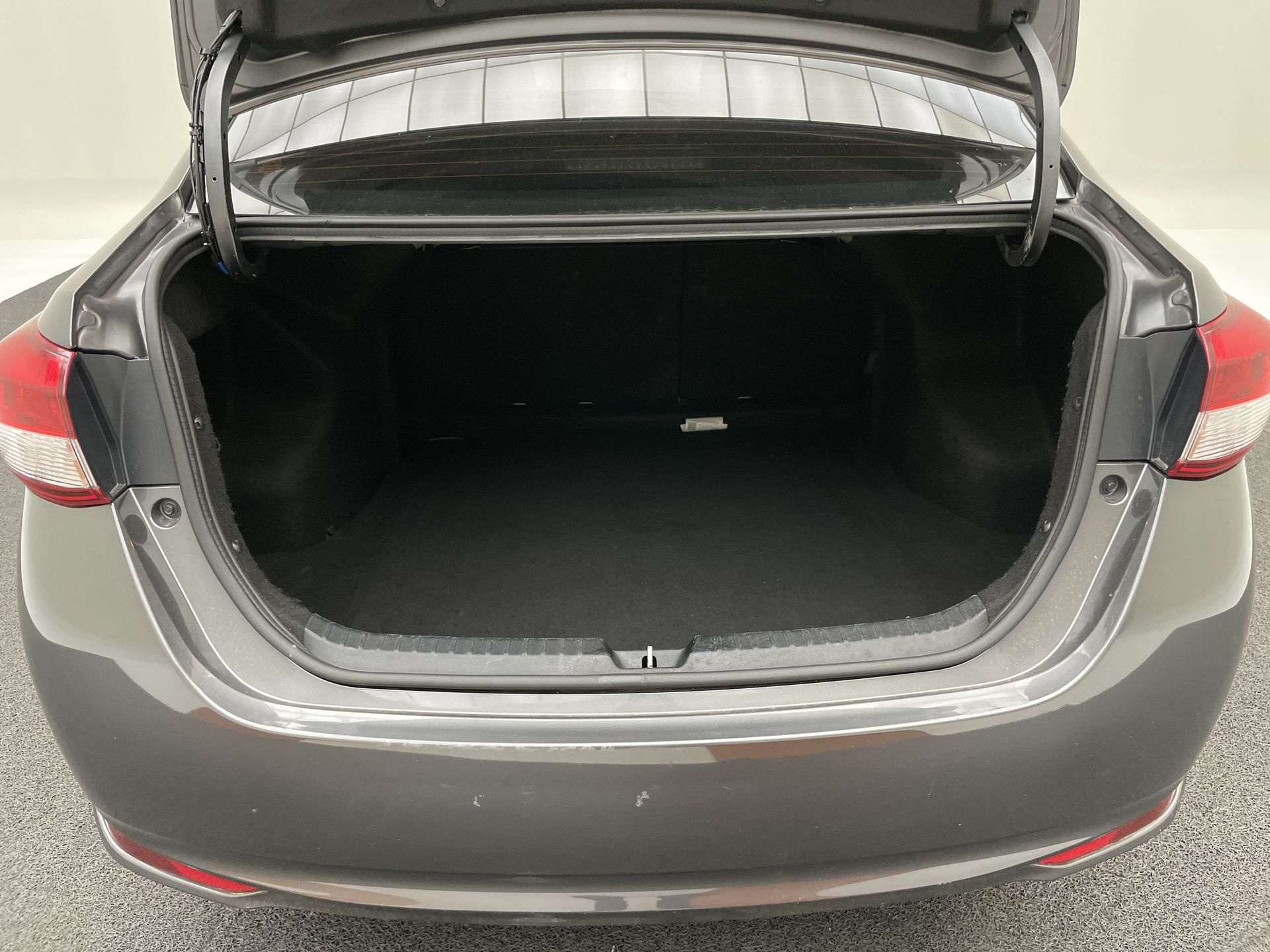 YARIS XL Sedan 1.5 Flex 16V 4p Aut.