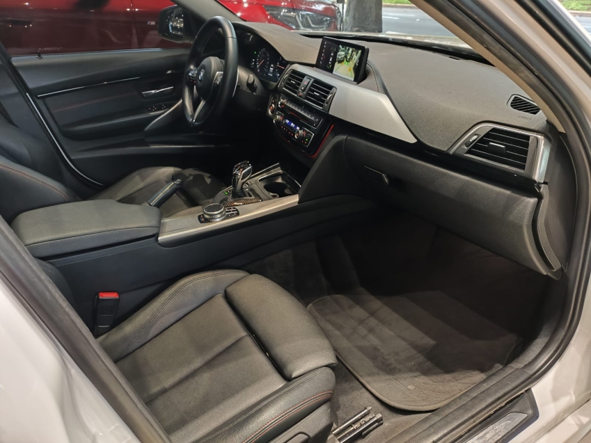 BMW-320i-2.0 M SPORT GP 16V TURBO ACTIVE FLEX 4P AUTOMÁTICO