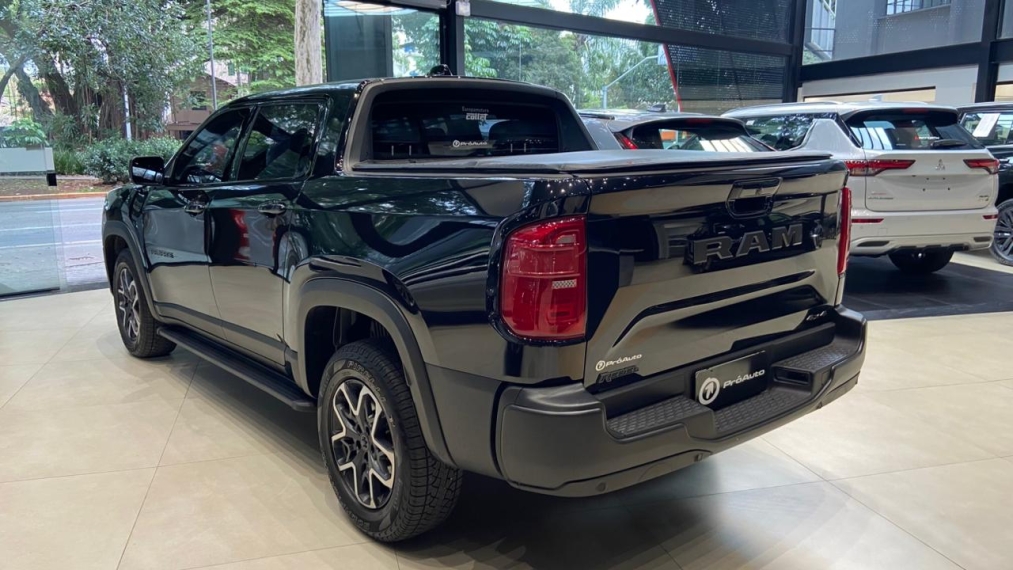 RAM-RAMPAGE-2.0 TURBO DIESEL REBEL 4X4 AUTOMÁTICO