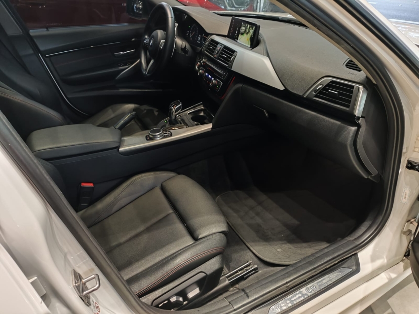 BMW-320i-2.0 M SPORT GP 16V TURBO ACTIVE FLEX 4P AUTOMÁTICO