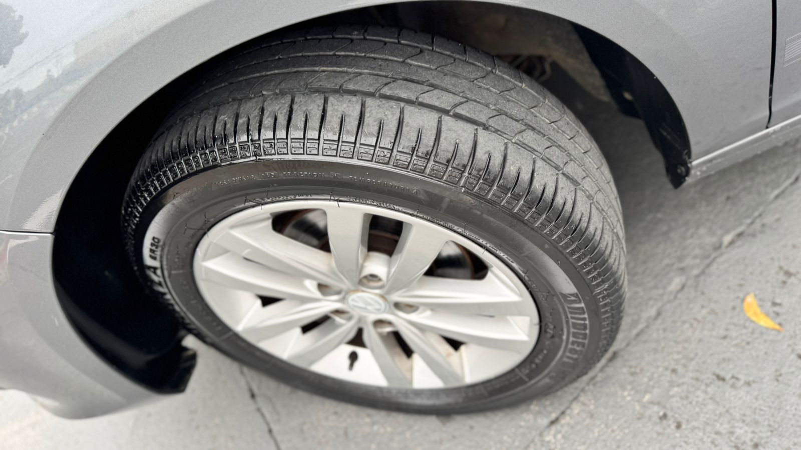 VW - Volkswagen-Fox-Fox Connect 1.6 Flex 8V 5p