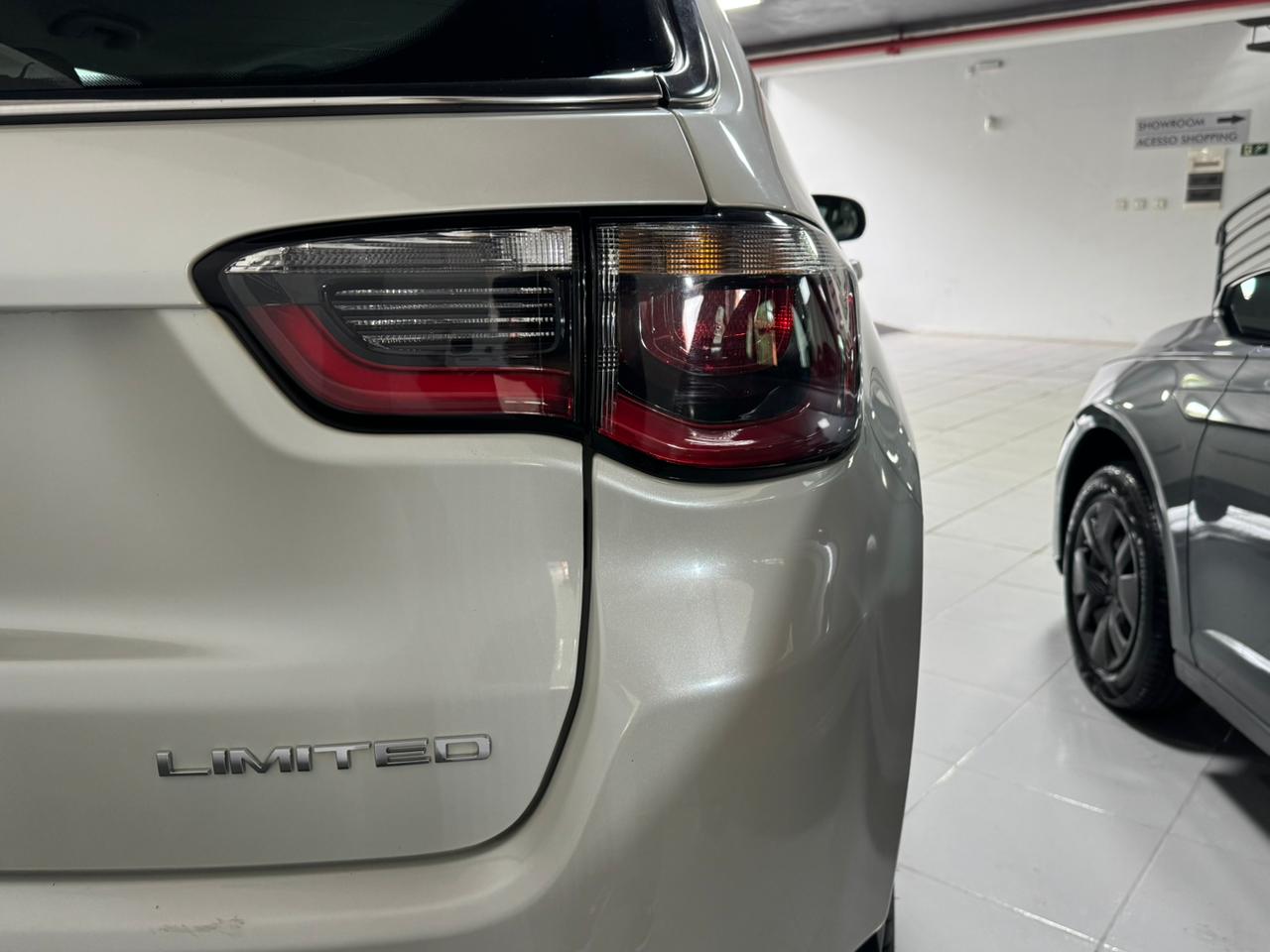 Jeep-COMPASS-COMPASS LONGITUDE 2.0 4x4 Dies. 16V Aut.