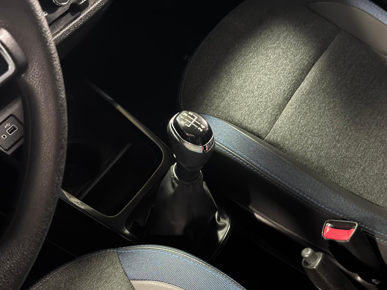 Renault-KWID-KWID Intense 1.0 Flex 12V 5p Mec.