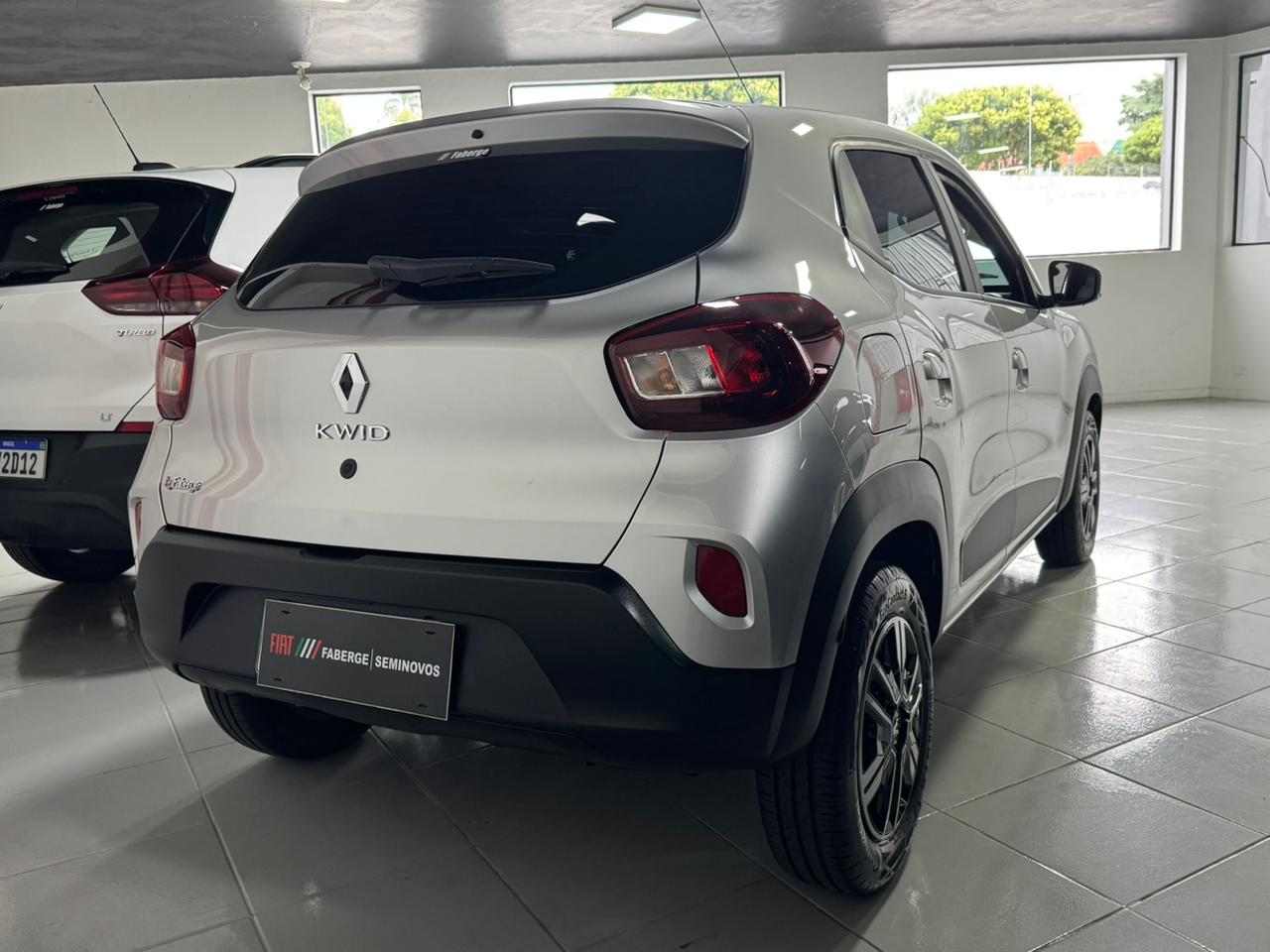 Renault-KWID-KWID Intense 1.0 Flex 12V 5p Mec.
