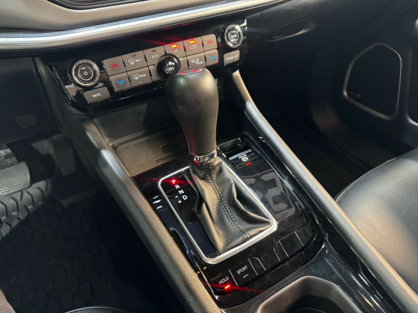 Jeep-COMPASS-1.3 T270 TURBO FLEX LONGITUDE AT6