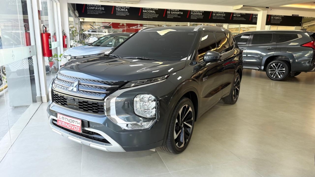 Mitsubishi-OUTLANDER-2.4 PHEV SIGNATURE S-AWC DHT