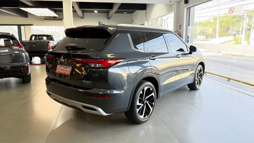 Mitsubishi-OUTLANDER-2.4 PHEV SIGNATURE S-AWC DHT