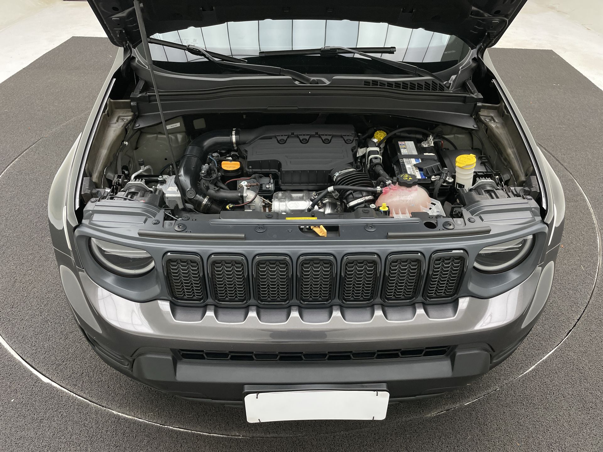 Renegade Sport T270 1.3 TB 4x2 Flex Aut.