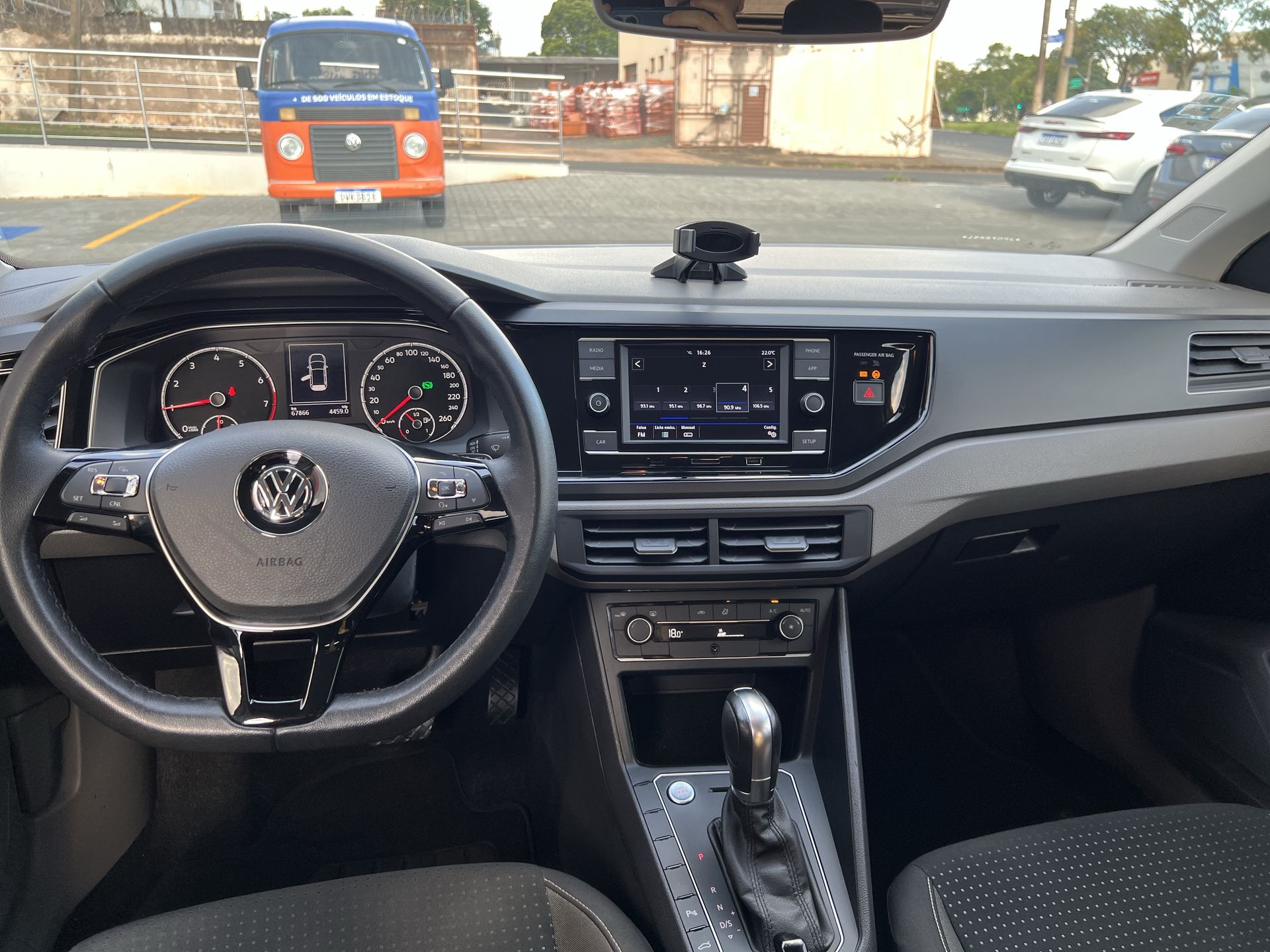 VW - Volkswagen-Polo-Polo Comfort. 200 TSI 1.0 Flex 12V Aut.