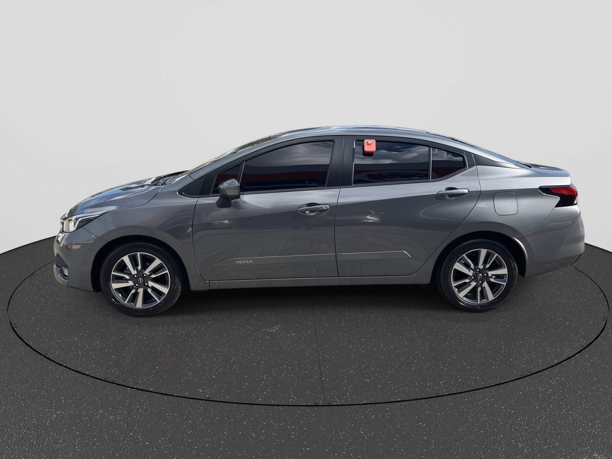 Nissan-VERSA-VERSA Advance 1.6 16V Flex Aut.